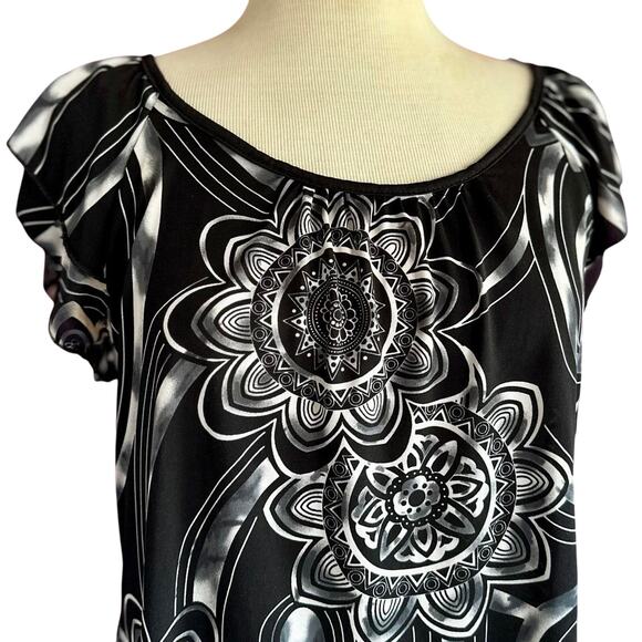 Womens Top Size Large Black Floral Esoteric Hippie Boho Whimisgoth Fairy Office - Picture 2 of 8